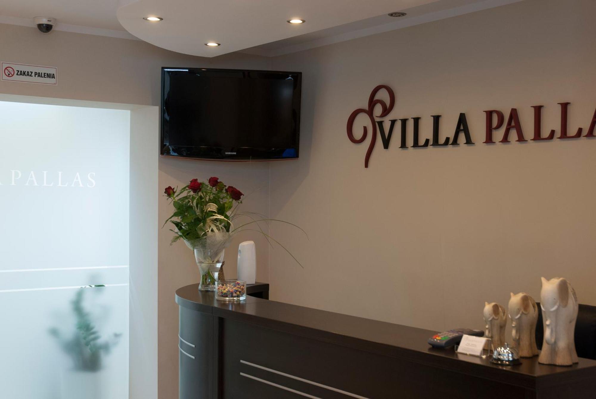 Villa Pallas กดัญสก์ ภายนอก รูปภาพ